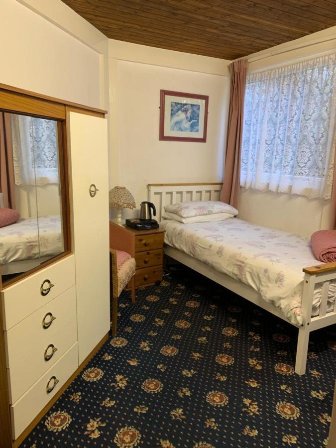 Bed and Breakfast Hafan Y Coed - Haven Of Trees Abercraf Екстер'єр фото