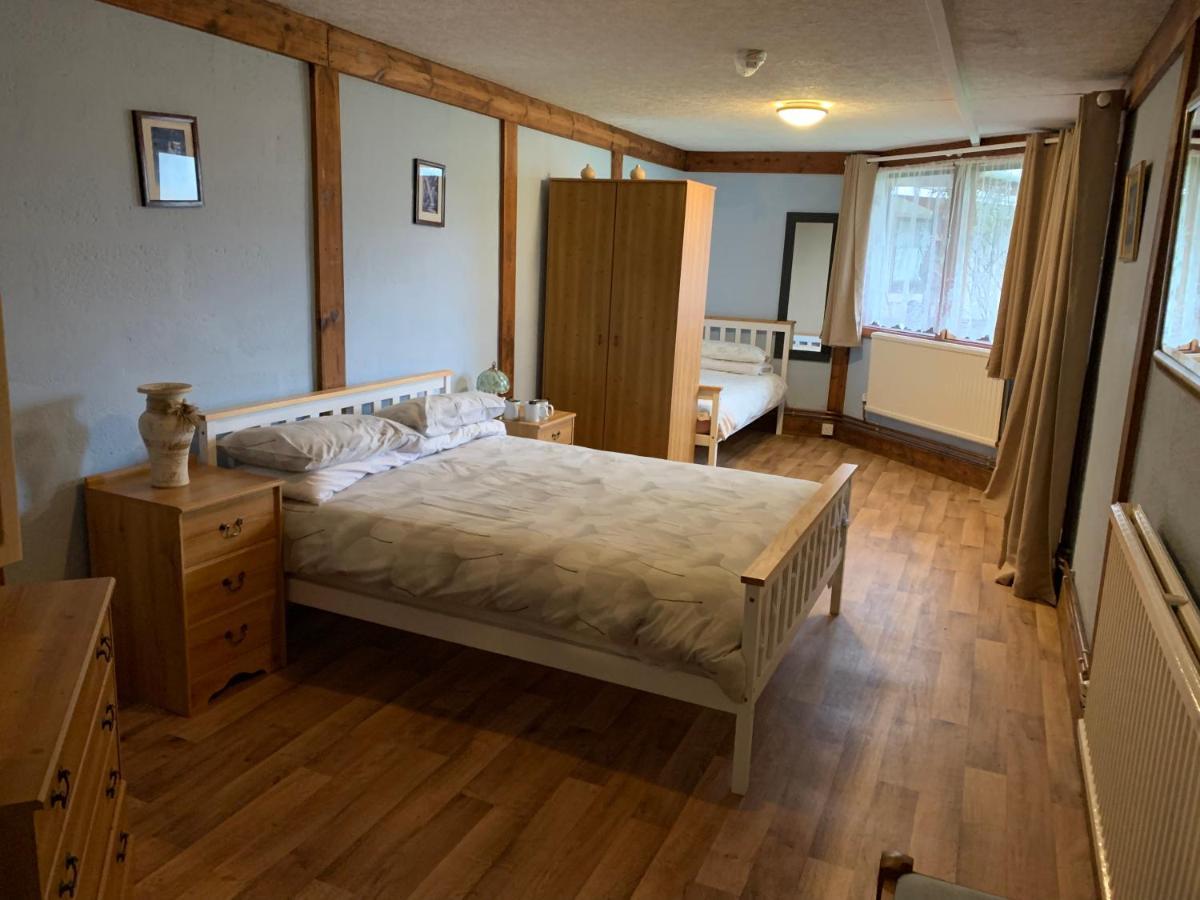 Bed and Breakfast Hafan Y Coed - Haven Of Trees Abercraf Екстер'єр фото